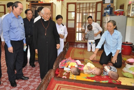 លើកដម្កើងកោតសសើរបុគ្គលគំរូចំនួន១៨០នាក់ក្នុងជនរួមជាតិគ្រឹសសាសនា